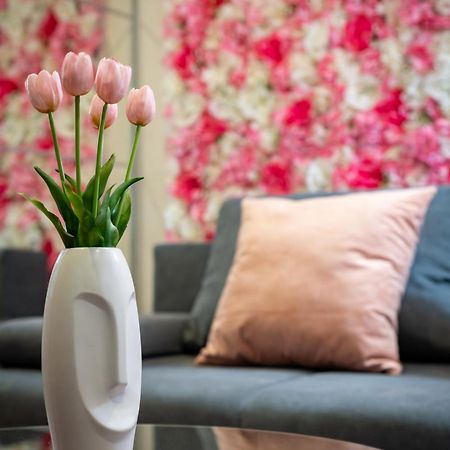 Rose Garden Apartment Budapest Ngoại thất bức ảnh